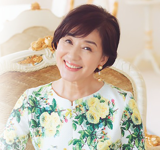 橋本環奈と「赤ちゃん」の共演が引き起こした大反響——撮影現場で見せた素顔と、色あせない“奇跡の幼少期”