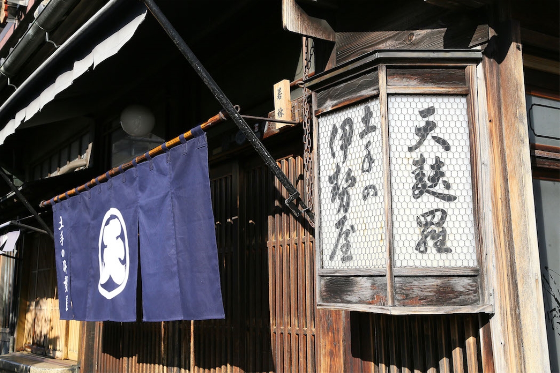 清朝最後の皇后・婉容が阿片に溺れた理由とは？隠された死因と悲劇の真相
