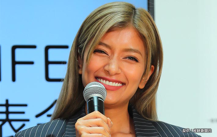 ローラの現在2026！テレビから消えた理由とLa豪邸生活・結婚の真相