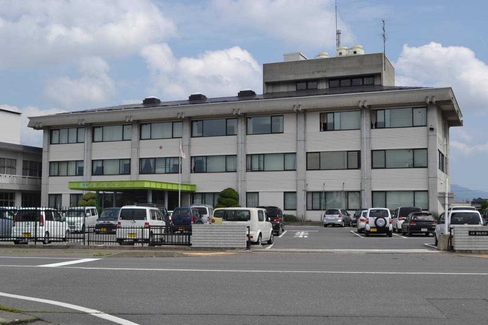 長野の免許センターで即日更新する落とし穴とは？日曜の混雑回避法を徹底解説