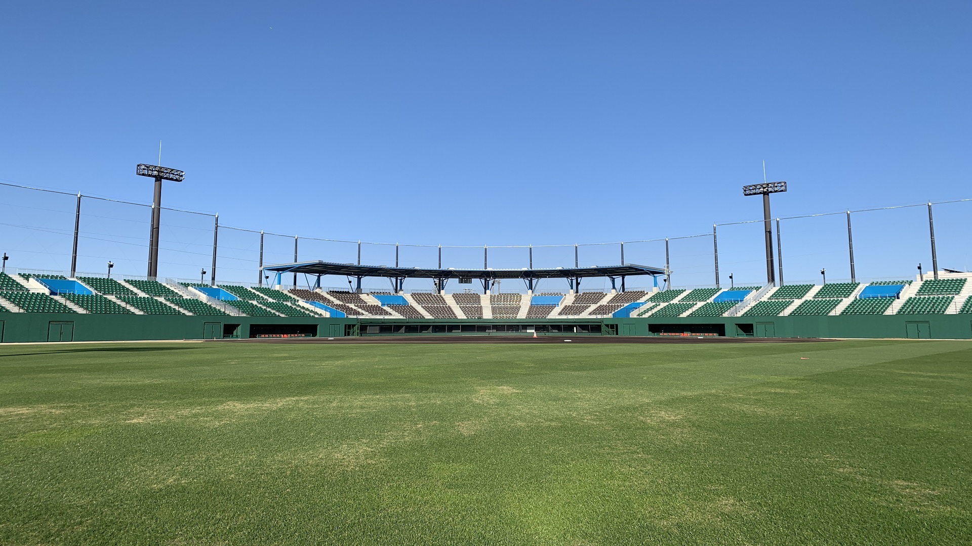 観戦前に必見！くら寿司スタジアム堺のアクセス・座席と混雑攻略