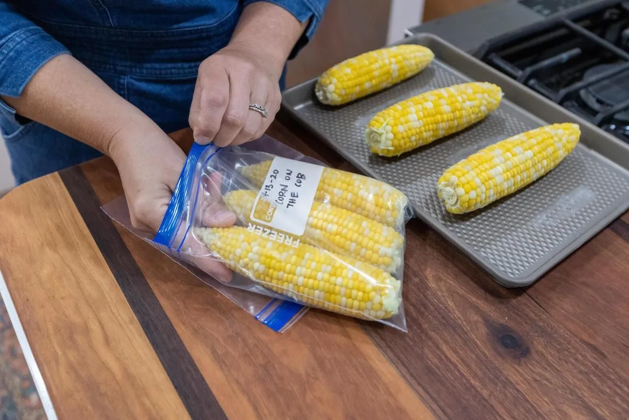 How Do You Freeze Whole Corn on the Cob