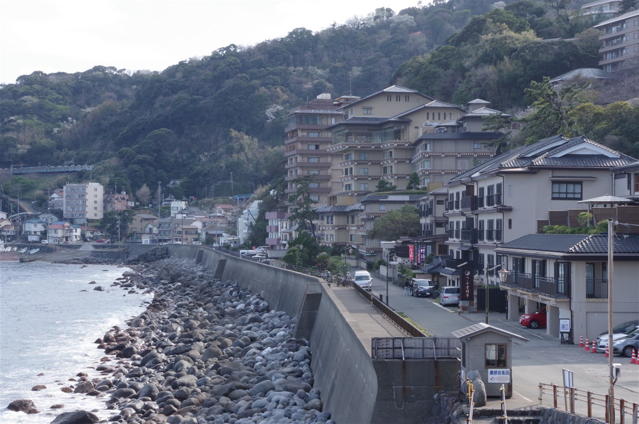 伊豆・北川温泉の絶景露天を満喫！黒根岩風呂のルールと望水の真価