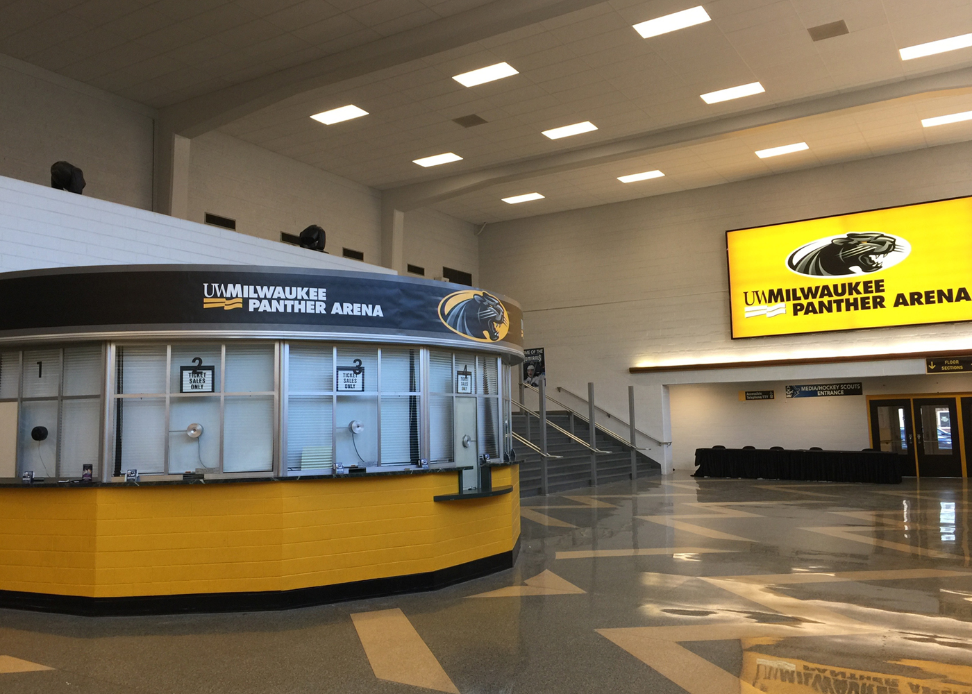 Uwm Panther Arena Bag Policy